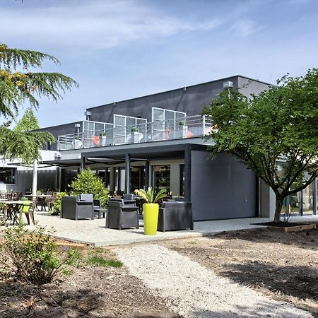 Logis Hotel Restaurant & Spa Au Comte D'Ornon 그라디냥 객실 사진